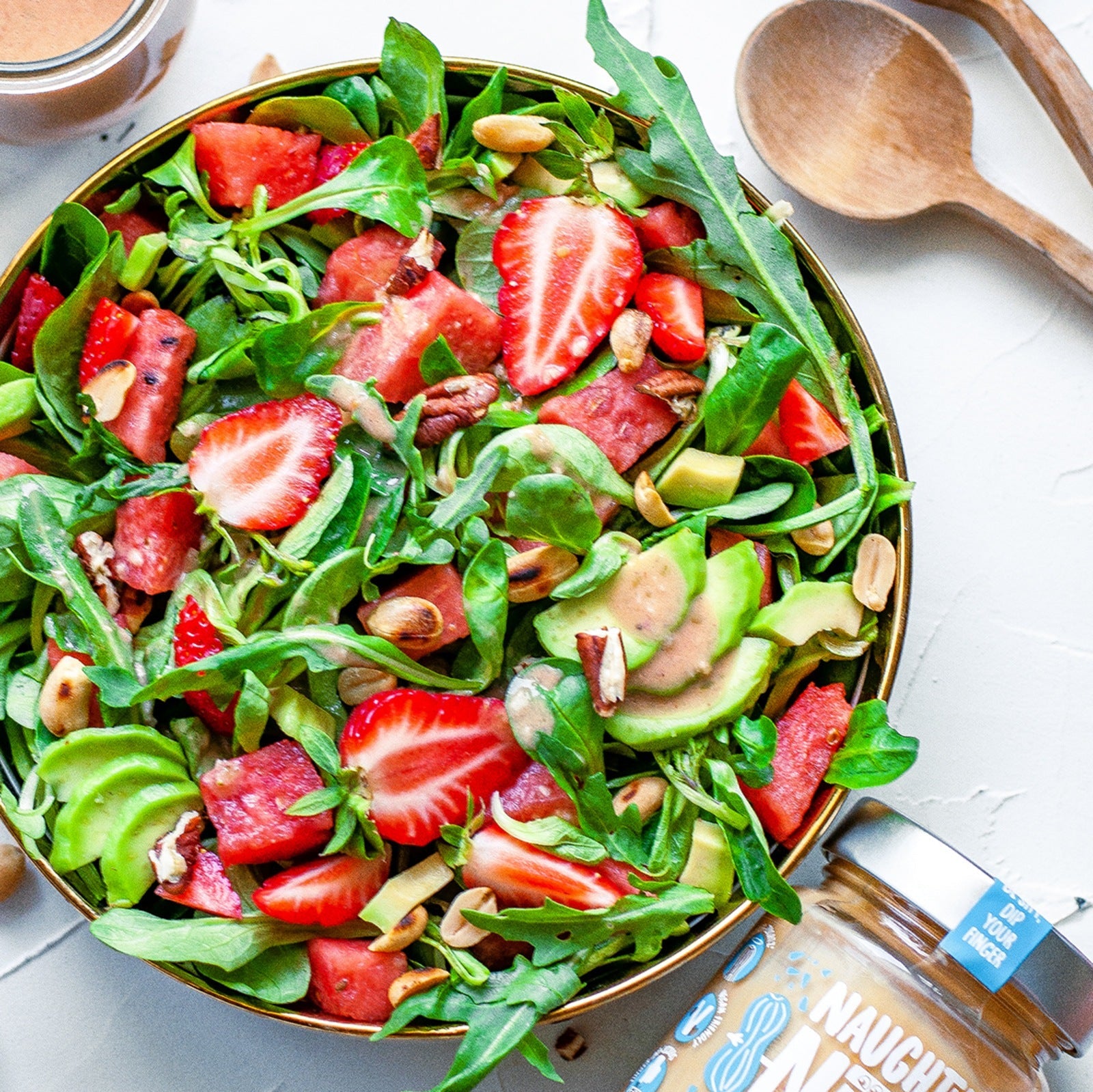 Feldsalat mit Erdbeeren