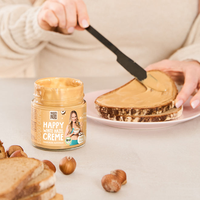 Happy White Hazel Creme